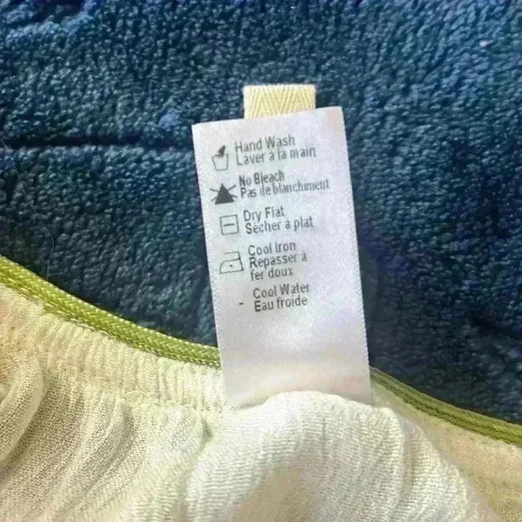 The Collection by L’SPACE ladies swim cover up. M. NWOT. Still has hanger straps - Picture 10 of 11